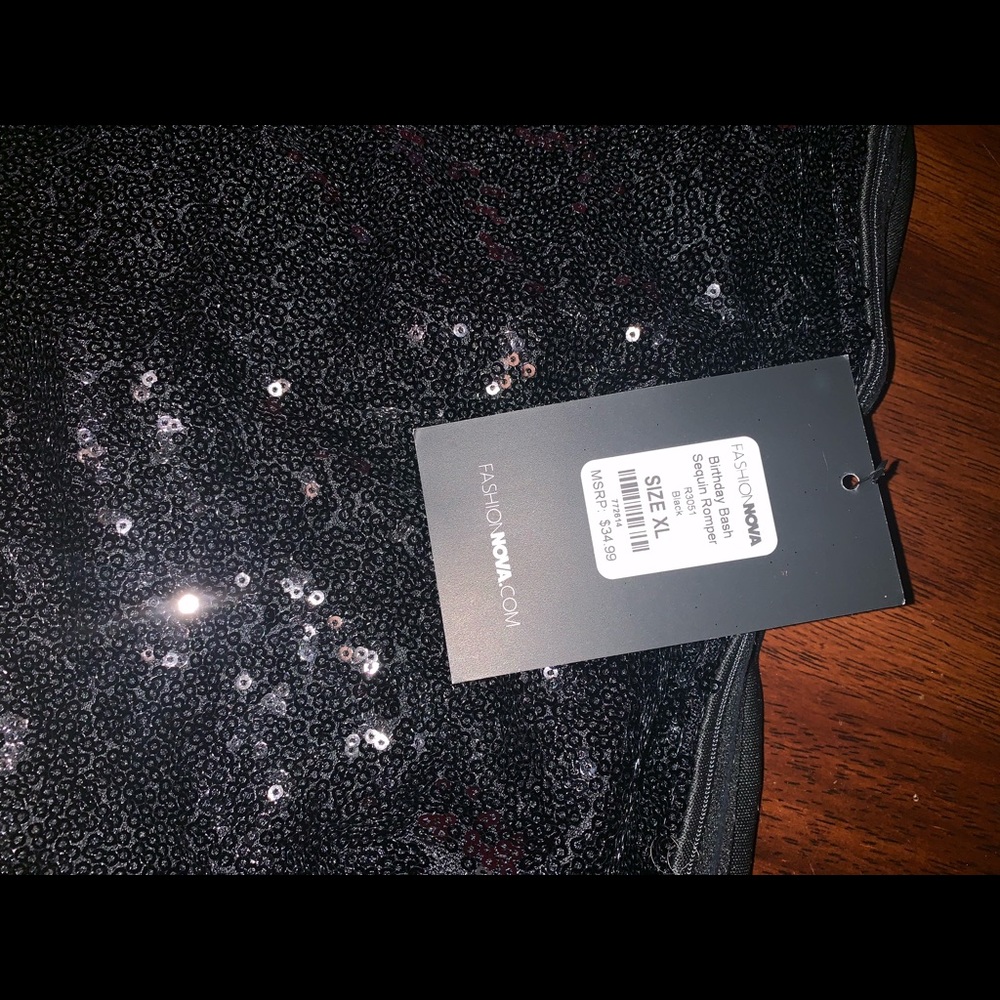 XL Fashion Nova sequence bodysuit